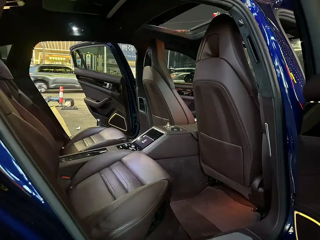 Porsche Panamera 2022 Panamera 4 Executive Long Wheelbase 2.9T 2022 - thumbnail 9