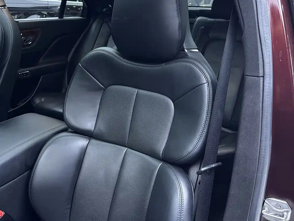 Lincoln Lincoln Continental 2018 2.0T FWD Select Version 2018 - thumbnail 5