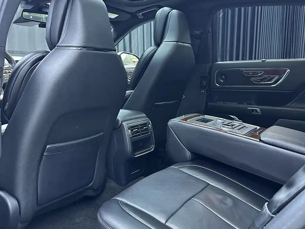 Lincoln Lincoln Continental 2018 2.0T FWD Select Version 2018 - thumbnail 11