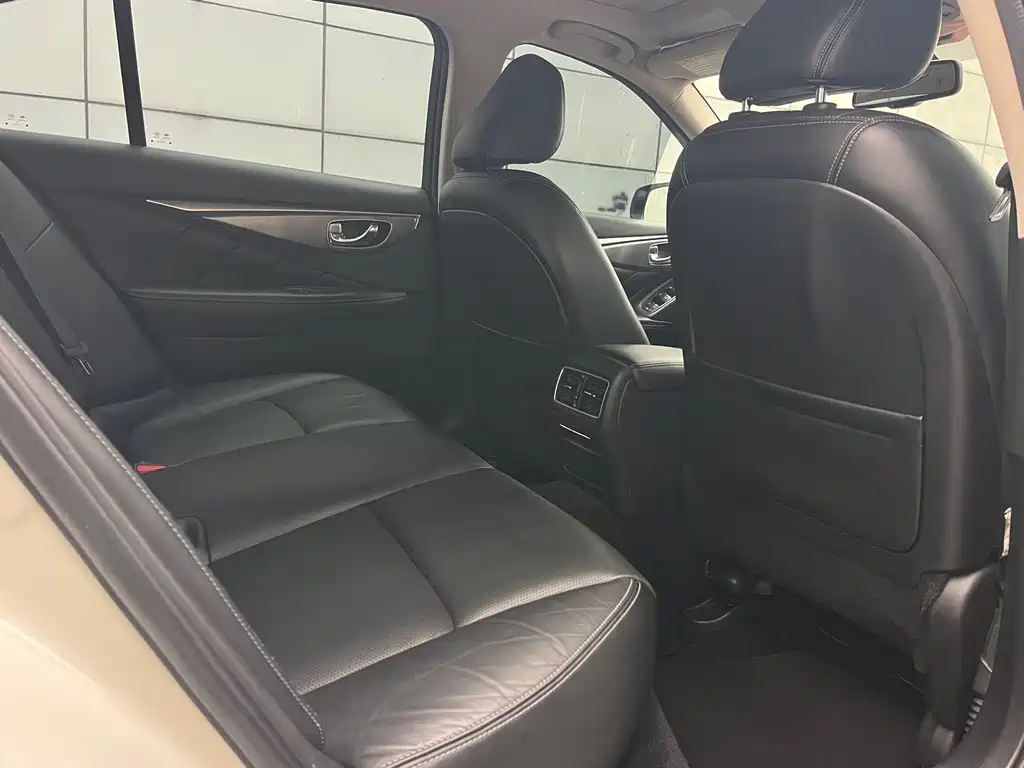 Infiniti Infiniti Q50L 2016 2.0T Premium Edition 2017 - thumbnail 8