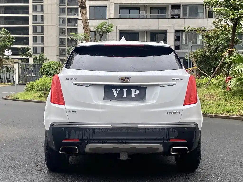 Cadillac Cadillac XT5 2017 Anniversary Edition 28T AWD Luxury 2017 - thumbnail 8
