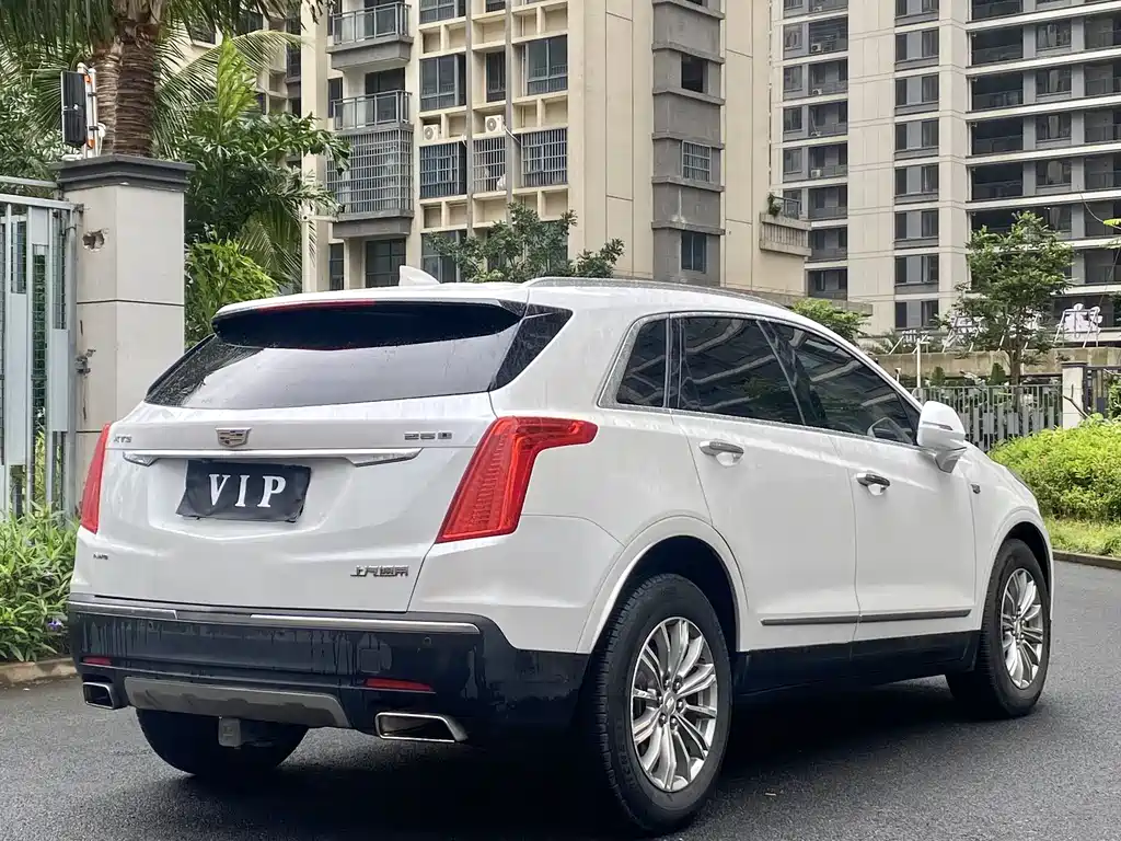 Cadillac Cadillac XT5 2017 Anniversary Edition 28T AWD Luxury 2017 - thumbnail 9
