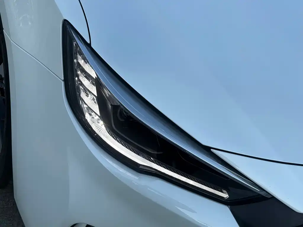 MG MG6 2020 1.5T Automatic Luxury Edition 2021 - thumbnail 5