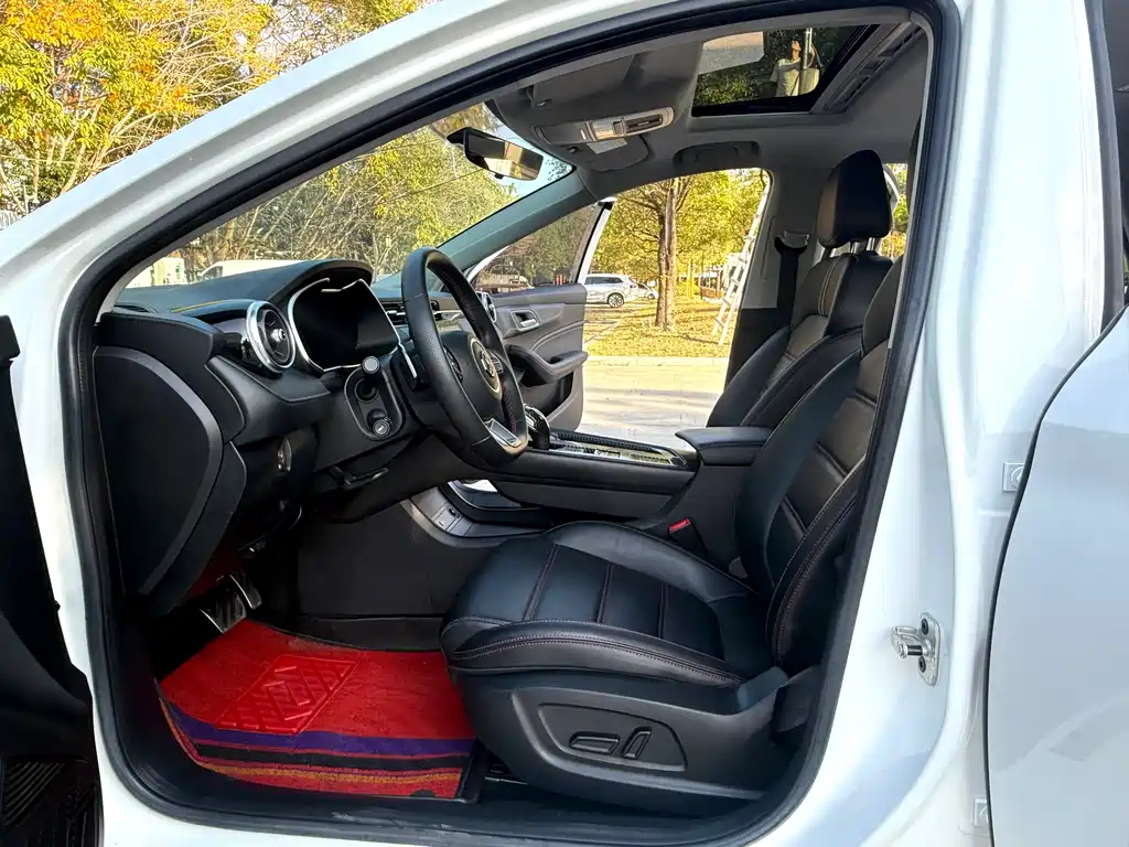 MG MG6 2020 1.5T Automatic Luxury Edition 2021 - thumbnail 11