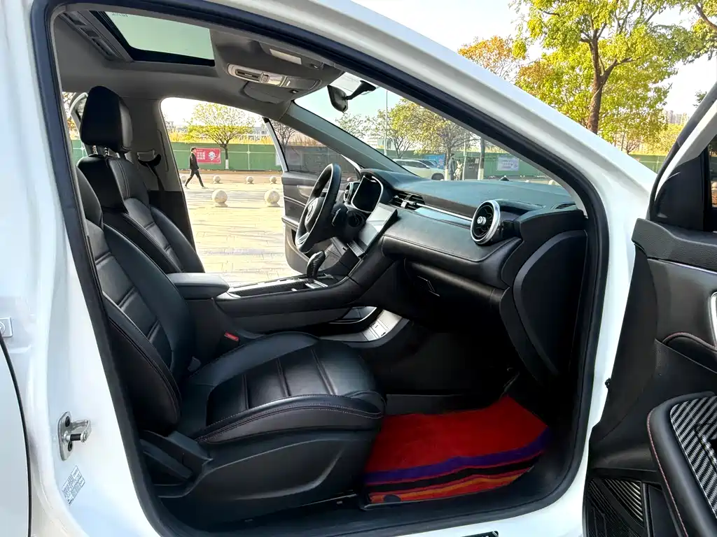 MG MG6 2020 1.5T Automatic Luxury Edition 2021 - thumbnail 14