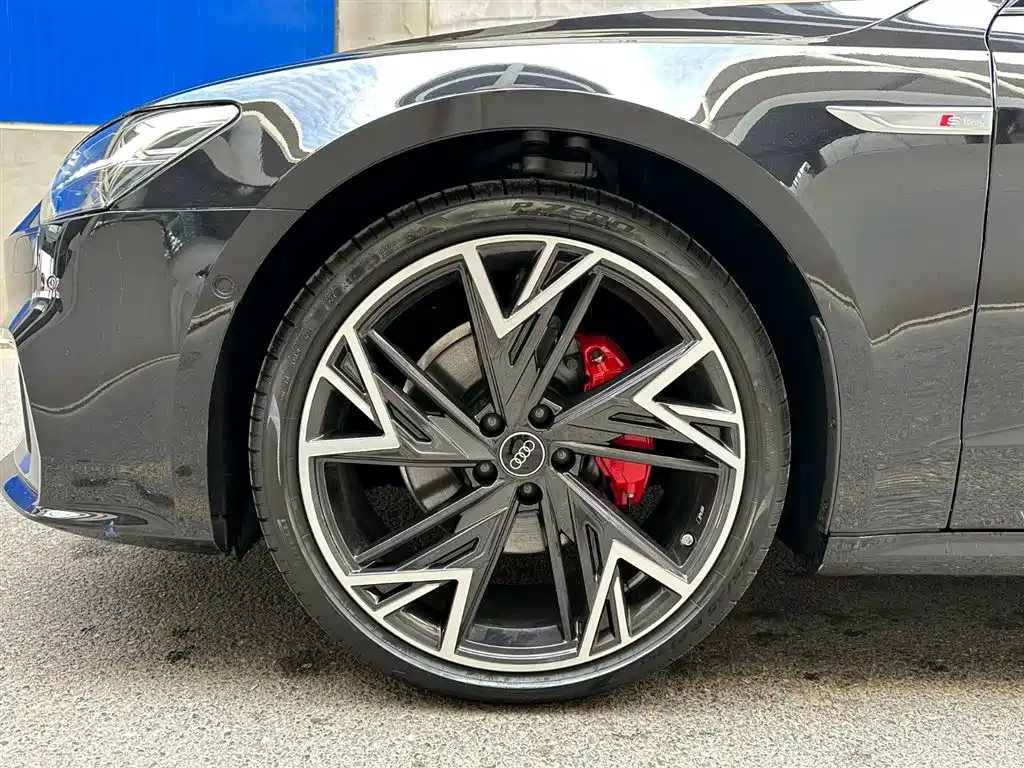 Audi Audi A7L 2024 45 TFSI quattro Black Knight Edition 2025 - thumbnail 6
