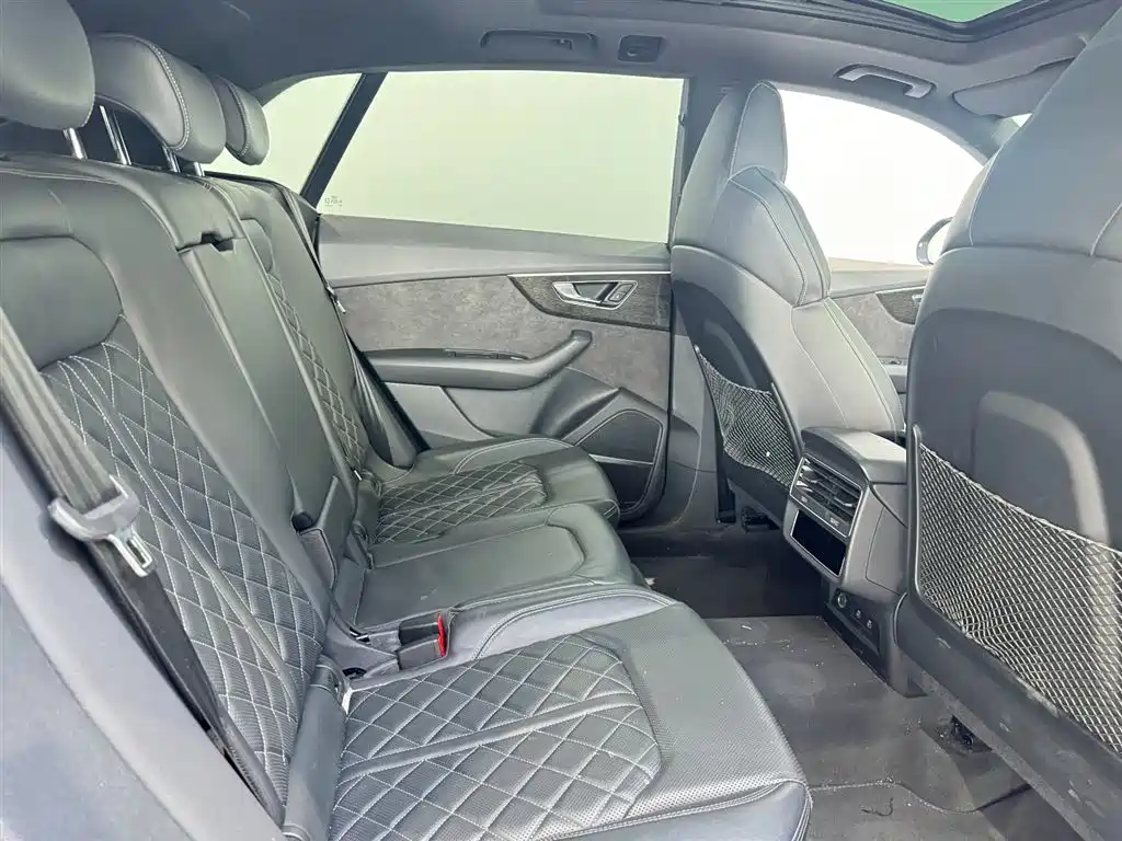 Audi Audi Q8 2022 55 TFSI Premium Dynamic Edition 2023 - thumbnail 9