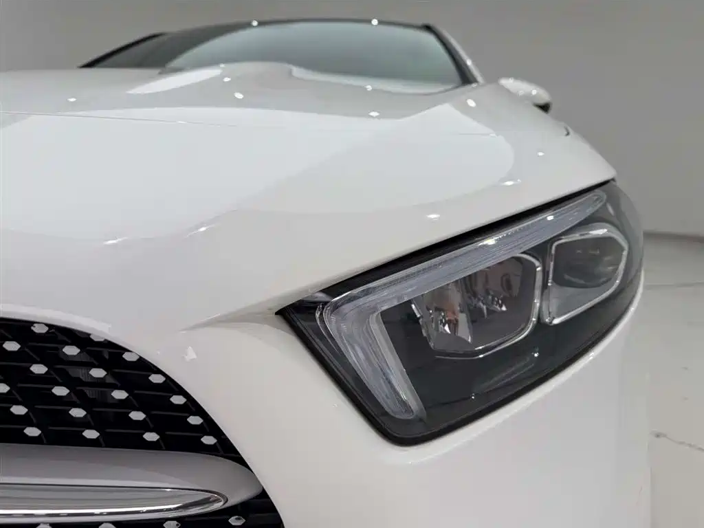 Mercedes-Benz Mercedes-Benz A-Class 2020 A 200 L Sport Sedan 2020 - thumbnail 2