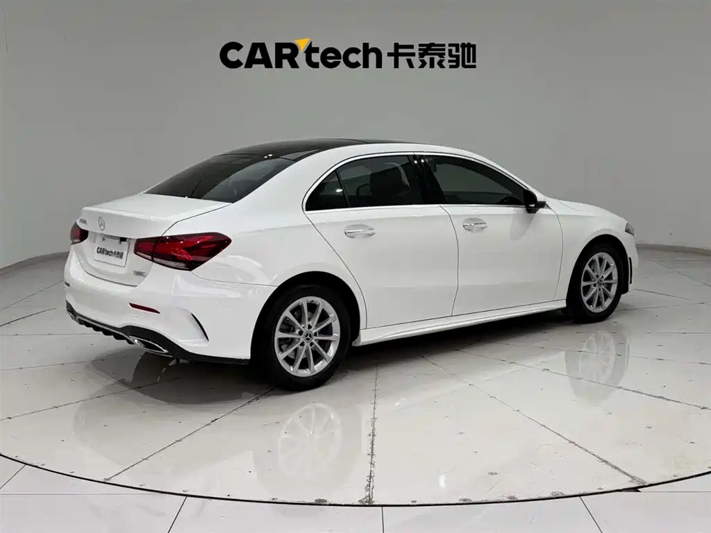Mercedes-Benz Mercedes-Benz A-Class 2020 A 200 L Sport Sedan 2020 - thumbnail 11