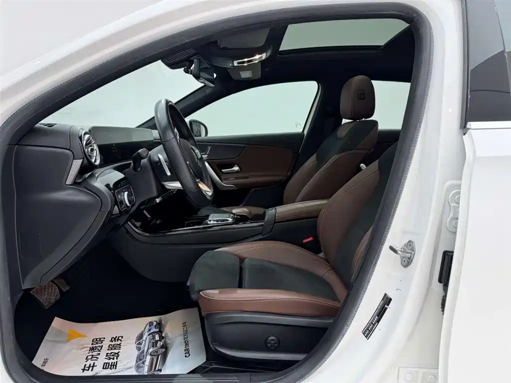 Mercedes-Benz Mercedes-Benz A-Class 2020 A 200 L Sport Sedan 2020 - thumbnail 15