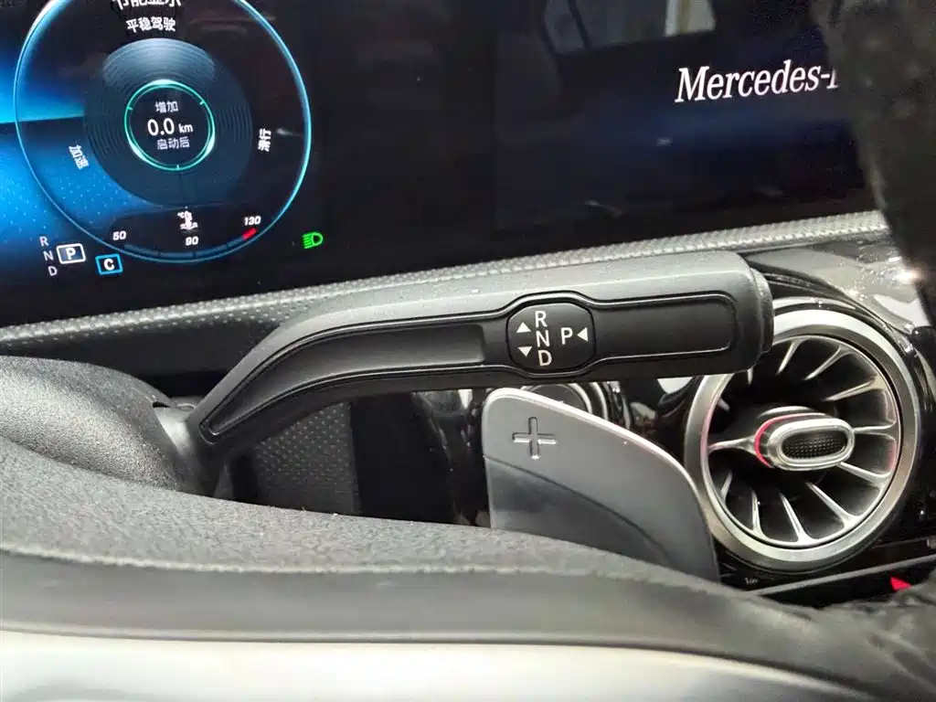 Mercedes-Benz Mercedes-Benz A-Class 2020 A 200 L Sport Sedan 2020 - thumbnail 23
