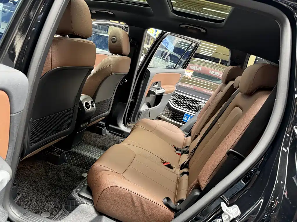 Mercedes-Benz Mercedes-Benz GLB 2024 Model Year Facelift GLB 220 AMG Line 2024 - thumbnail 12