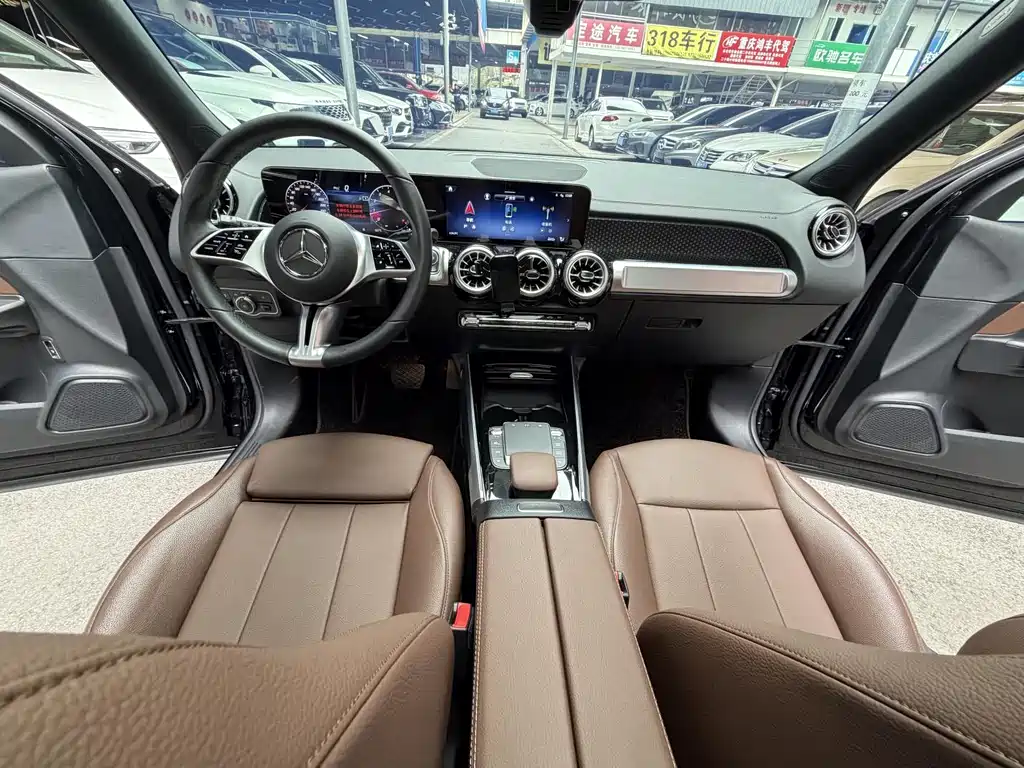 Mercedes-Benz Mercedes-Benz GLB 2024 Model Year Facelift GLB 220 AMG Line 2024 - thumbnail 13