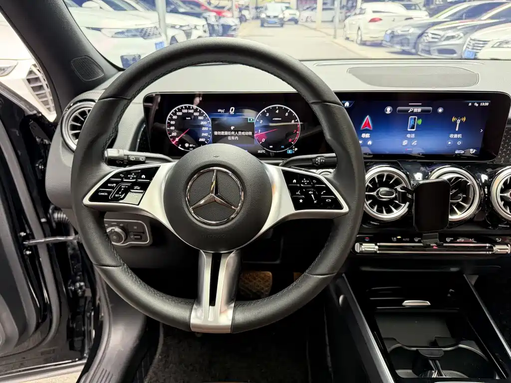 Mercedes-Benz Mercedes-Benz GLB 2024 Model Year Facelift GLB 220 AMG Line 2024 - thumbnail 19