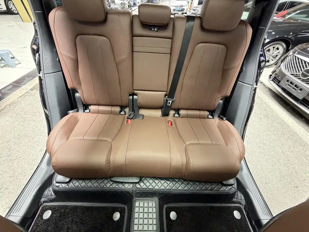 Mercedes-Benz Mercedes-Benz GLB 2024 Model Year Facelift GLB 220 AMG Line 2024 - thumbnail 28