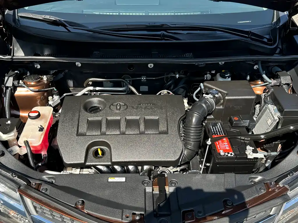 Toyota RAV4 2015 2.0L CVT 2WD Fashion Edition 2016 - thumbnail 24