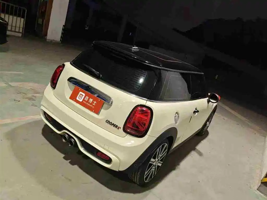 MINI MINI 2019 2.0T COOPER S Artist 2020 - thumbnail 7