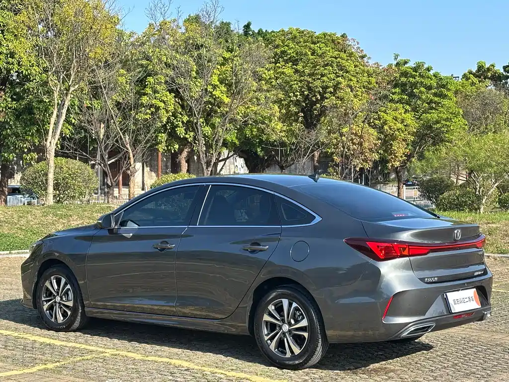 Changan YiDong 2023 Model Enjoyment Edition PLUS Blue Whale NE 1.4T GDI DCT Premium Version 2023 - thumbnail 7