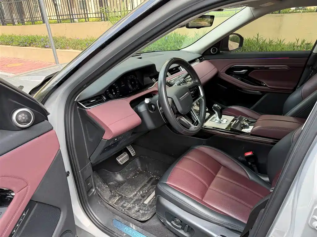 Land Rover Range Rover Evoque 2022 L 249PS R-Dynamic Luxury Edition 2023 - thumbnail 6