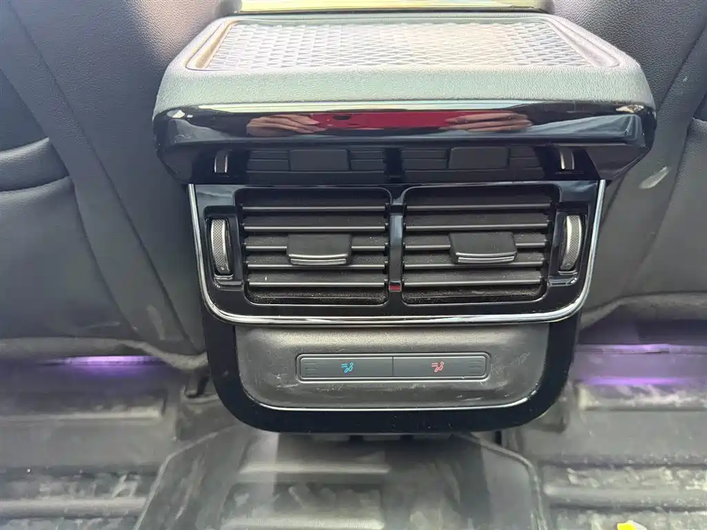 Land Rover Range Rover Evoque 2022 L 249PS R-Dynamic Luxury Edition 2023 - thumbnail 14