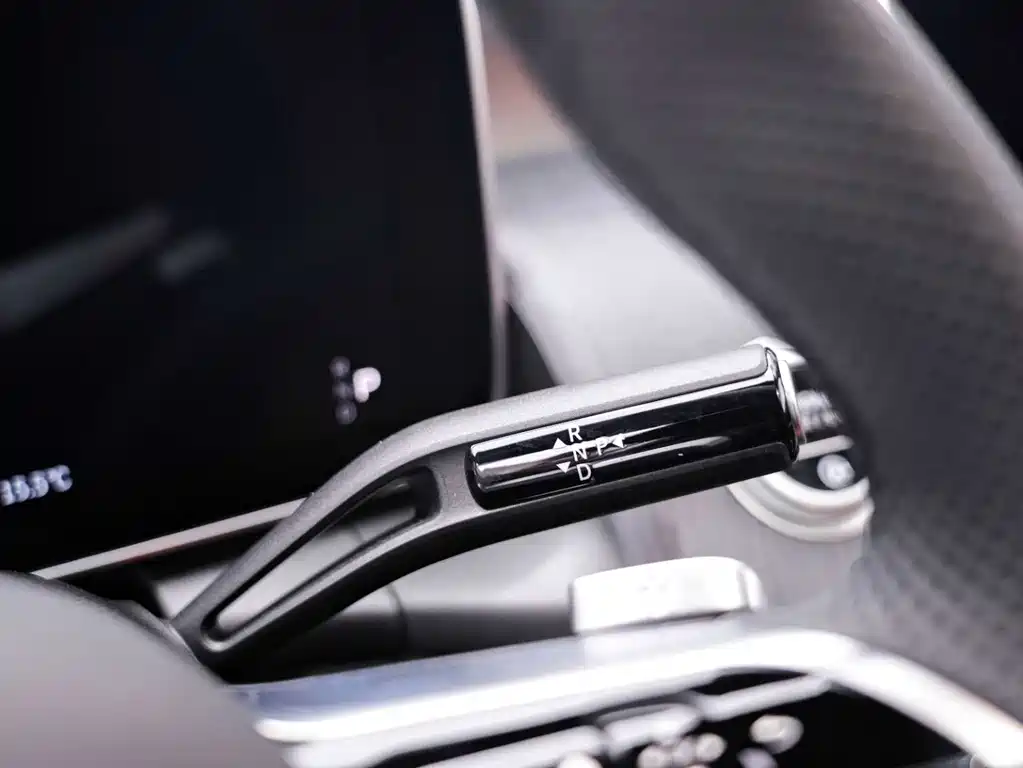 Mercedes-Benz Mercedes-Benz GLC 2025 GLC 260 L 4MATIC Luxury Edition 2025 - thumbnail 13