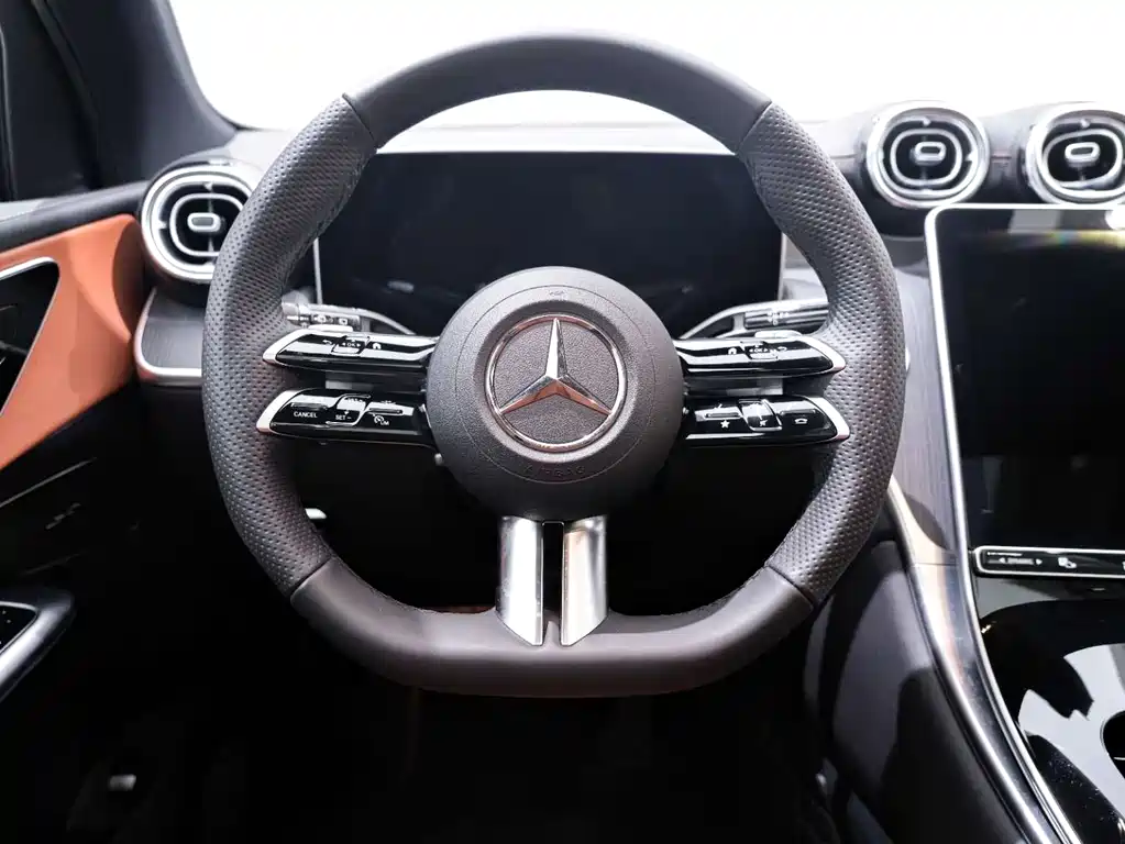 Mercedes-Benz Mercedes-Benz GLC 2025 GLC 260 L 4MATIC Luxury Edition 2025 - thumbnail 16