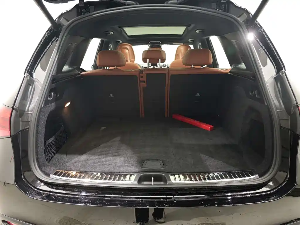 Mercedes-Benz Mercedes-Benz GLC 2025 GLC 260 L 4MATIC Luxury Edition 2025 - thumbnail 21
