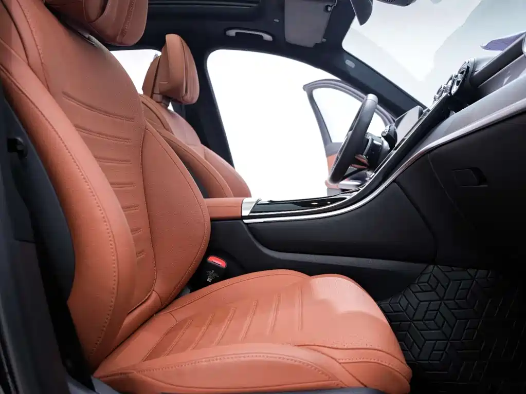 Mercedes-Benz Mercedes-Benz GLC 2025 GLC 260 L 4MATIC Luxury Edition 2025 - thumbnail 24