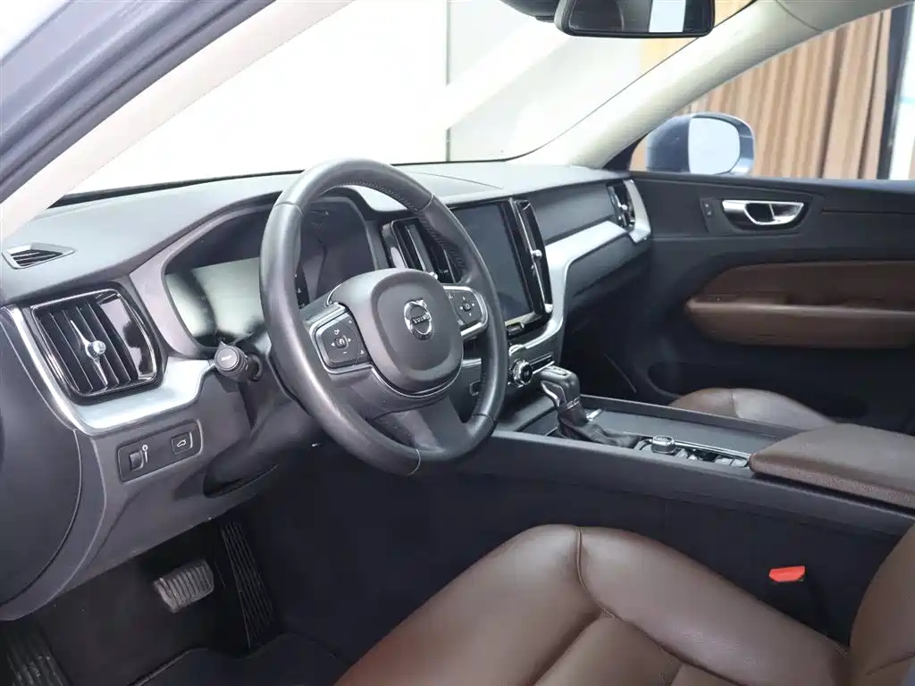 Volvo Volvo XC60 2019 T5 AWD Intelligent Edition Euro V 2019 - thumbnail 11
