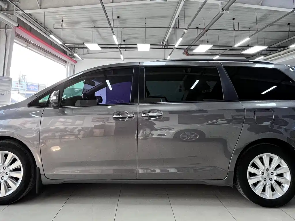 Toyota Toyota Sienna 2015 3.5L AWD LE 2015 - thumbnail 25