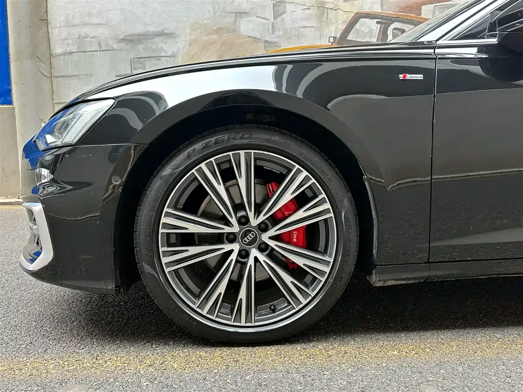 Audi Audi A6L 2023 Facelift 45 TFSI Premium Dynamic Edition 2023 - thumbnail 6