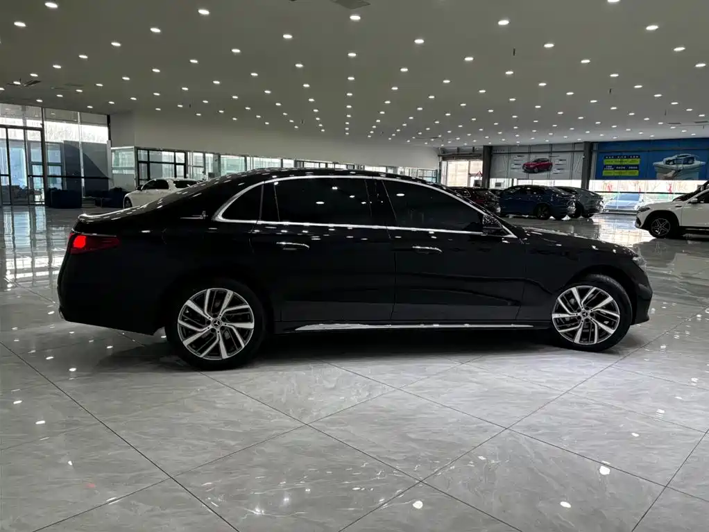 Mercedes-Benz Mercedes-Benz E-Class 2025 E 300 L Fashion Edition 2025 - thumbnail 2