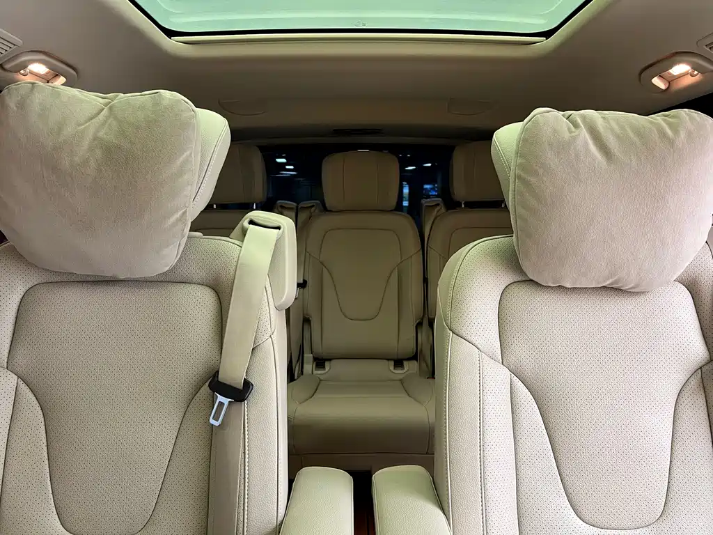 Mercedes-Benz Mercedes-Benz V-Class 2022 V 260 L Long Wheelbase Premium Edition 2023 - thumbnail 11