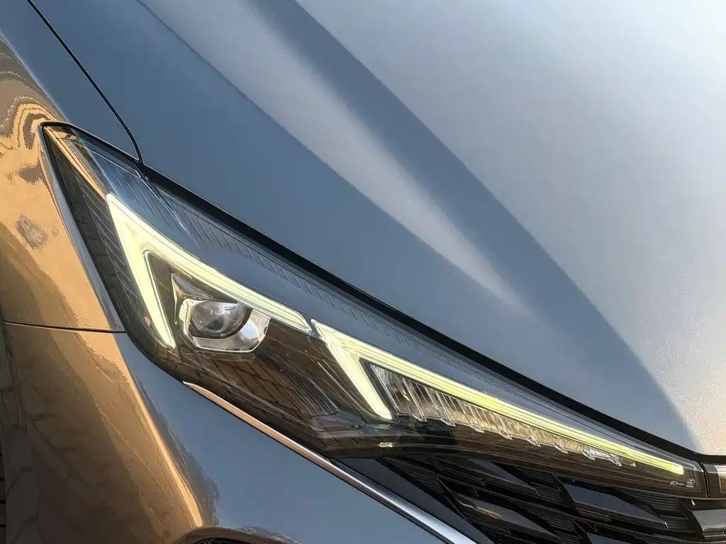 Changan YiDong 2022 PLUS Blue Whale NE 1.4T GDI DCT Premium Edition 2022 - thumbnail 5