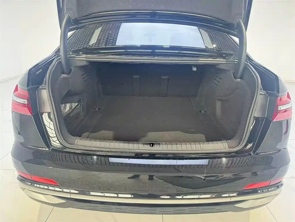 Audi Audi A6L 2023 45 TFSI Premium Dynamic Edition 2023 - thumbnail 6