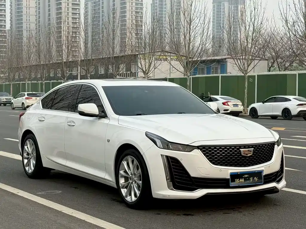 Cadillac Cadillac CT5 2022 28T Luxury 2022 - thumbnail 3