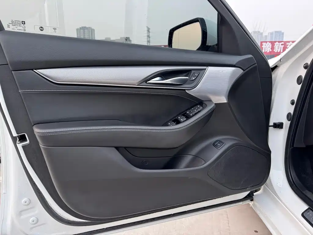 Cadillac Cadillac CT5 2022 28T Luxury 2022 - thumbnail 9