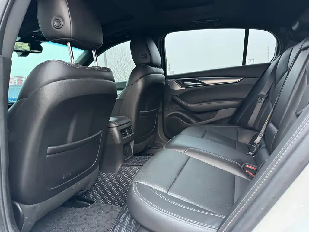 Cadillac Cadillac CT5 2022 28T Luxury 2022 - thumbnail 11