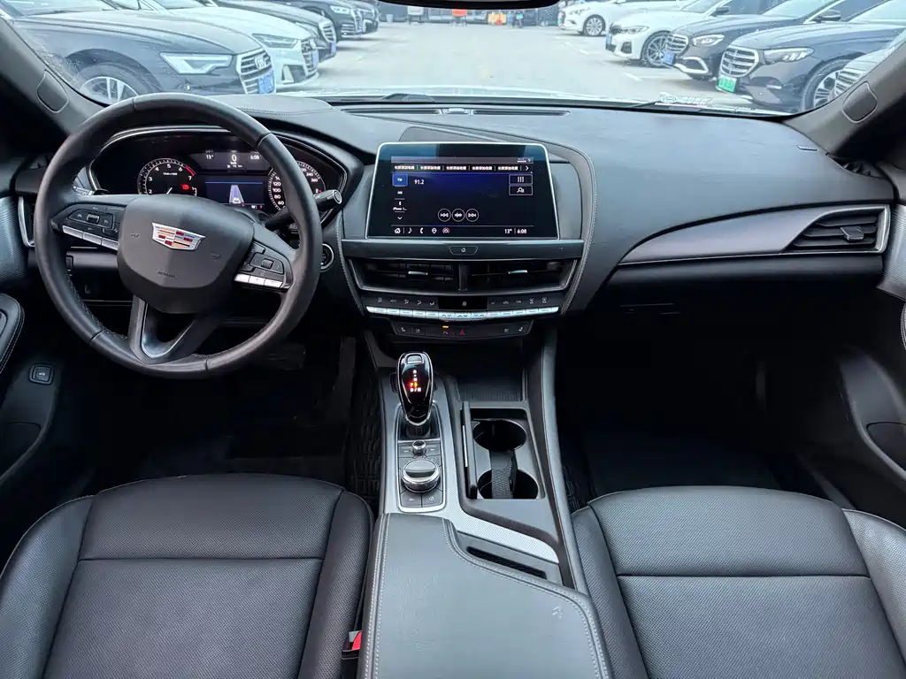 Cadillac Cadillac CT5 2022 28T Luxury 2022 - thumbnail 14