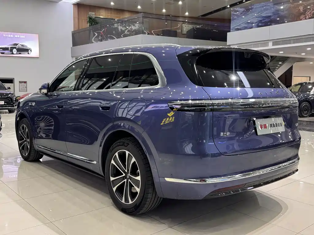 AITO Aito M7 2026 Extended Range Ultra AWD 5-Seat 2025 - thumbnail 18