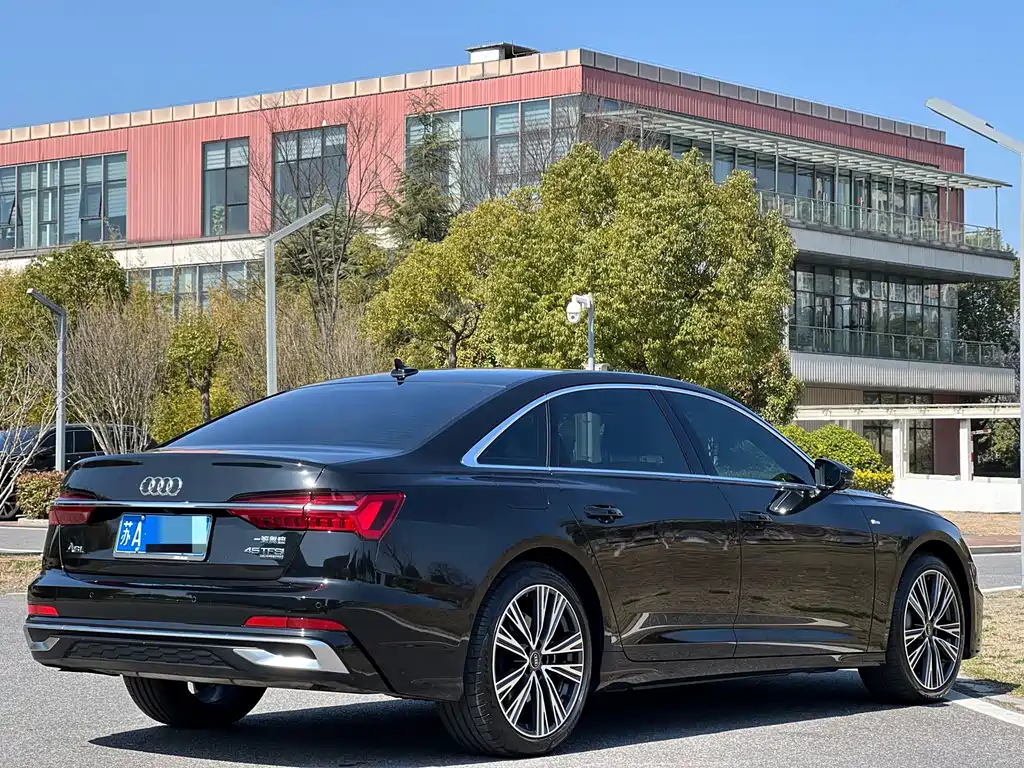 Audi Audi A6L 2025 45 TFSI quattro Premium Dynamic Edition 2025 - thumbnail 7