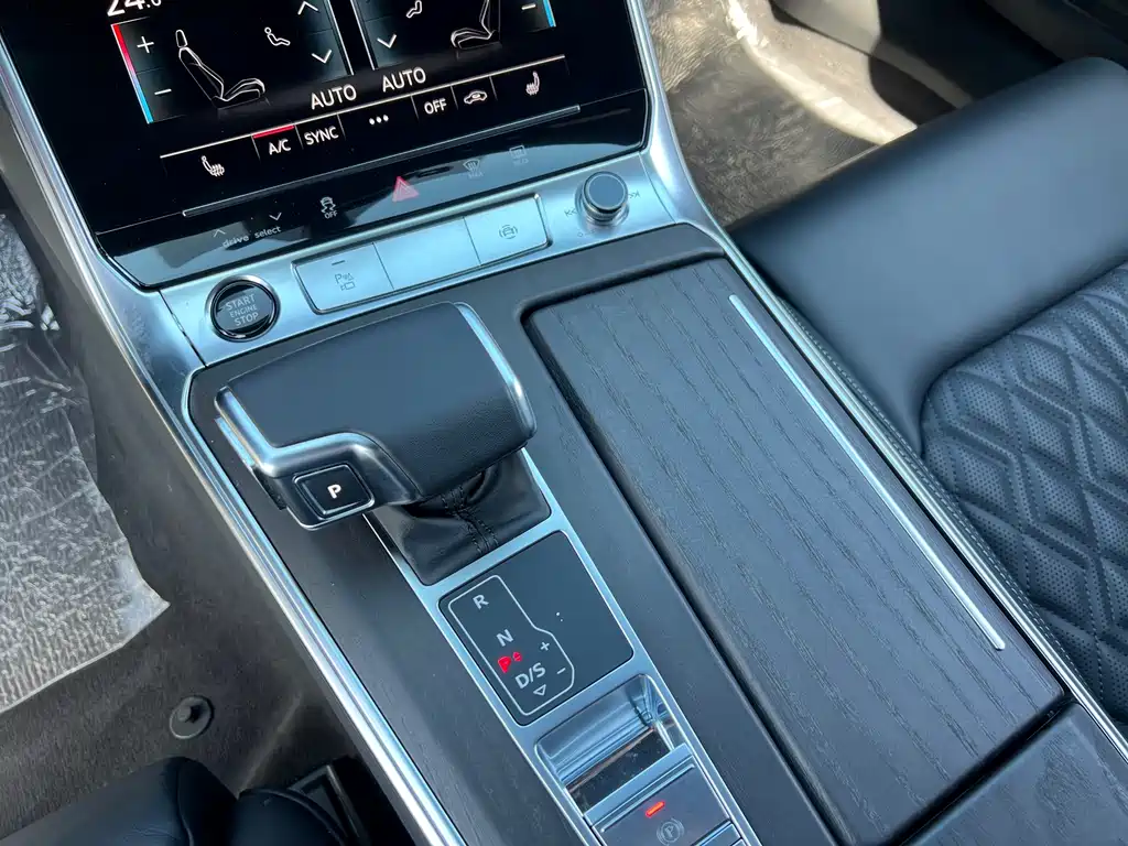 Audi Audi A6L 2025 45 TFSI quattro Premium Dynamic Edition 2025 - thumbnail 18