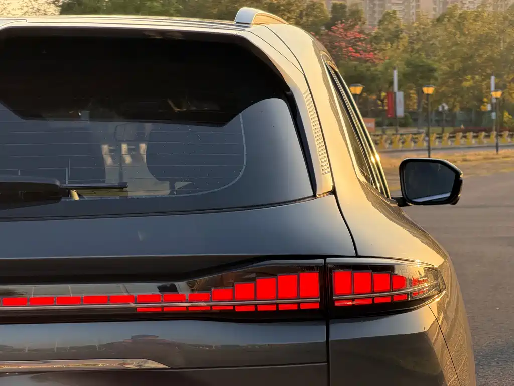 Changan Changan CS75 PLUS 2025 Ultra 2.0T New Blue Whale Qinglei Wind Type 2025 - thumbnail 9