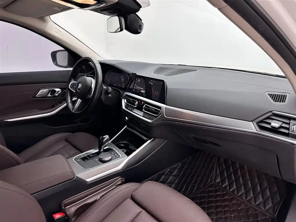 BMW BMW 3 Series 2020 Model Year Facelift 325i M Sport Shadow Night Package 2020 - thumbnail 11