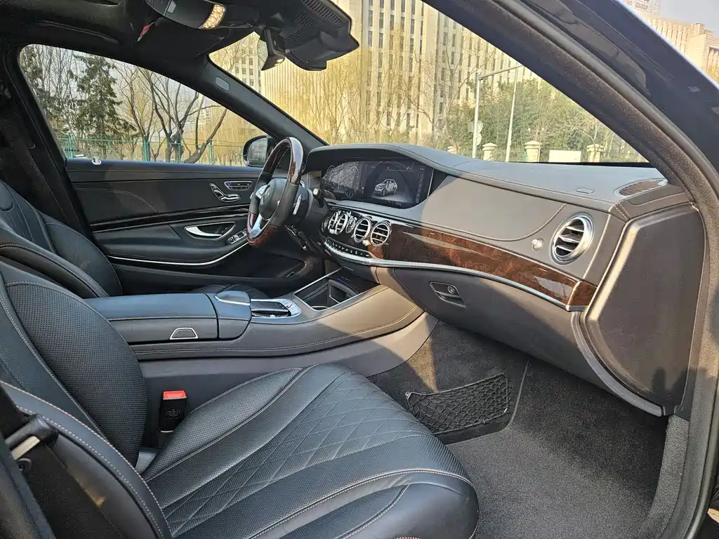 Mercedes-Benz Maybach S-Class 2019 S 450 4MATIC 2019 - thumbnail 9