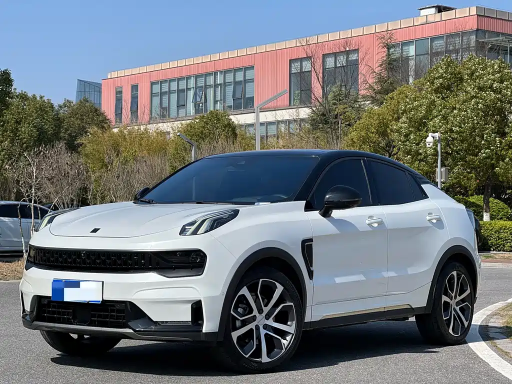 Lynk & Co Lynk & Co 01 2022 2.0TD AWD Pro Halo 2022