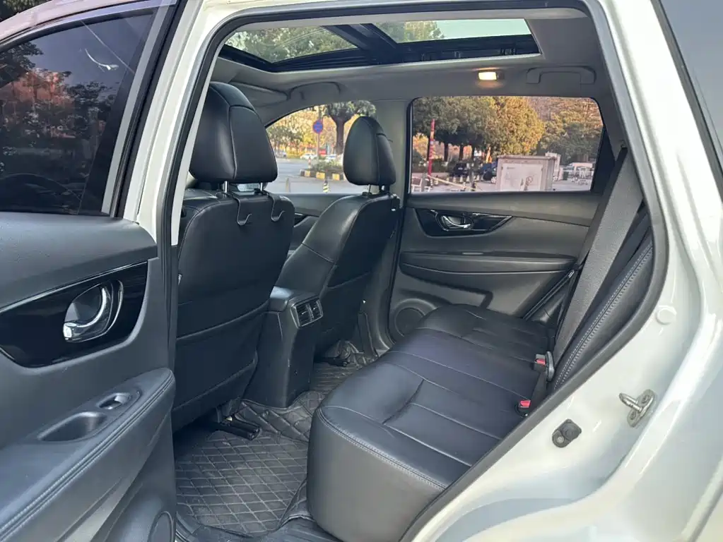 Nissan Nissan X-Trail 2021 2.0L CVT 2WD XL Premium SmartLink Edition 2020 - thumbnail 12