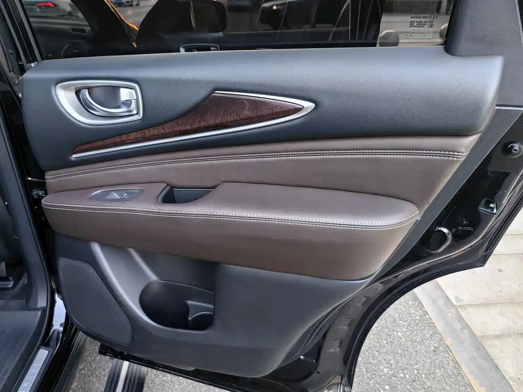 Infiniti Infiniti QX60 Import 2016 Model 2.5 S/C Hybrid 2WD Excellence Edition China V 2016 - thumbnail 19