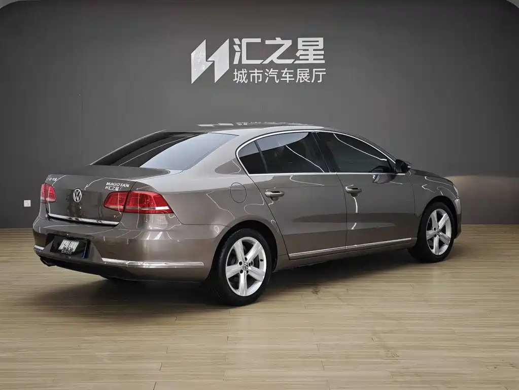 Volkswagen Magotan 2016 1.8TSI Luxury Intelligent Enjoyment Edition 2016 - thumbnail 3