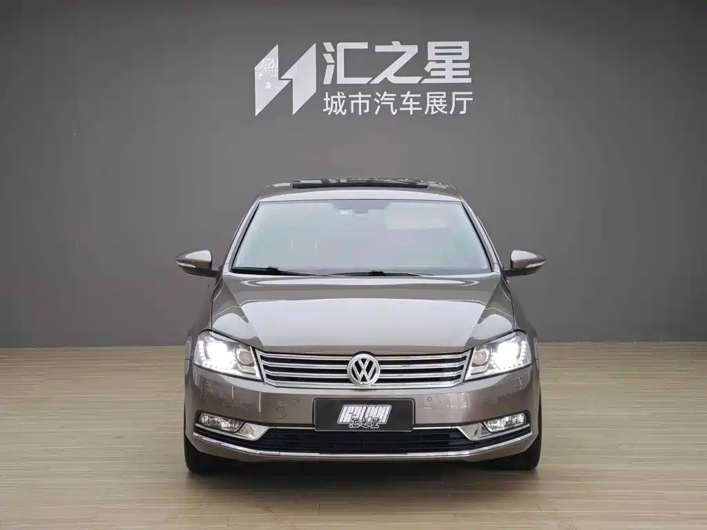 Volkswagen Magotan 2016 1.8TSI Luxury Intelligent Enjoyment Edition 2016 - thumbnail 4